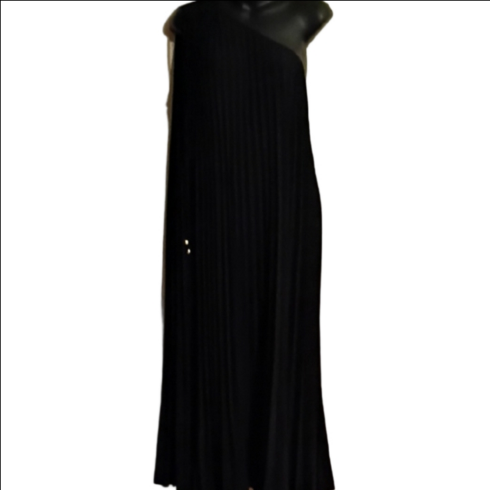 Stylish Black Pleated One Shoulder Dress By BTFBM. Size Large. - Picture 7 of 12